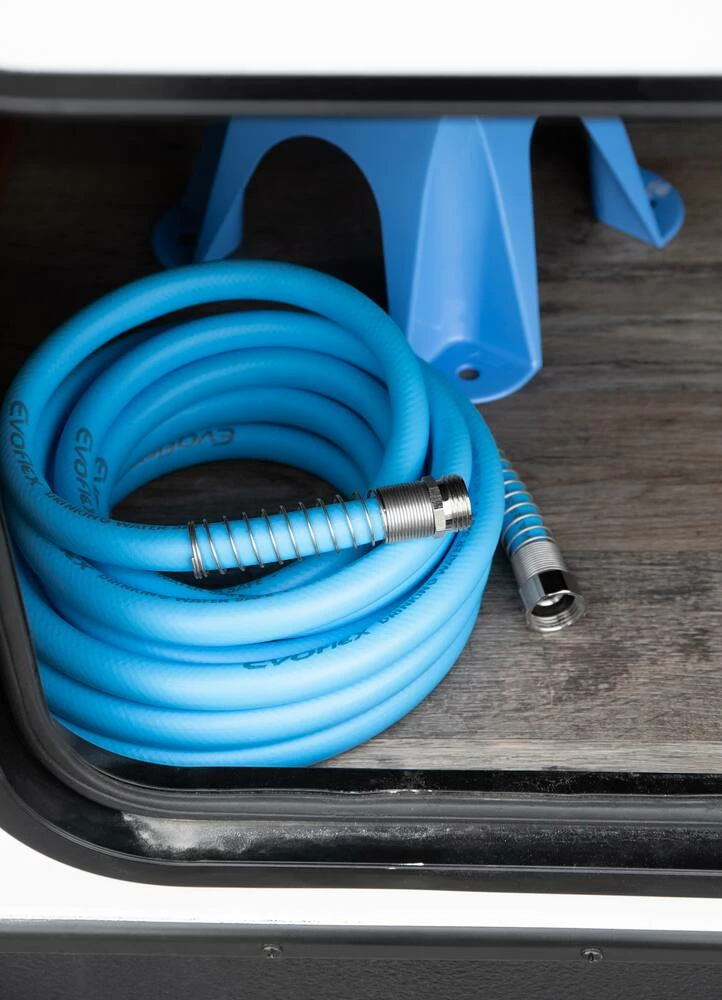 Camco 2-in-1 Water Tank Filter Stand - Image 10