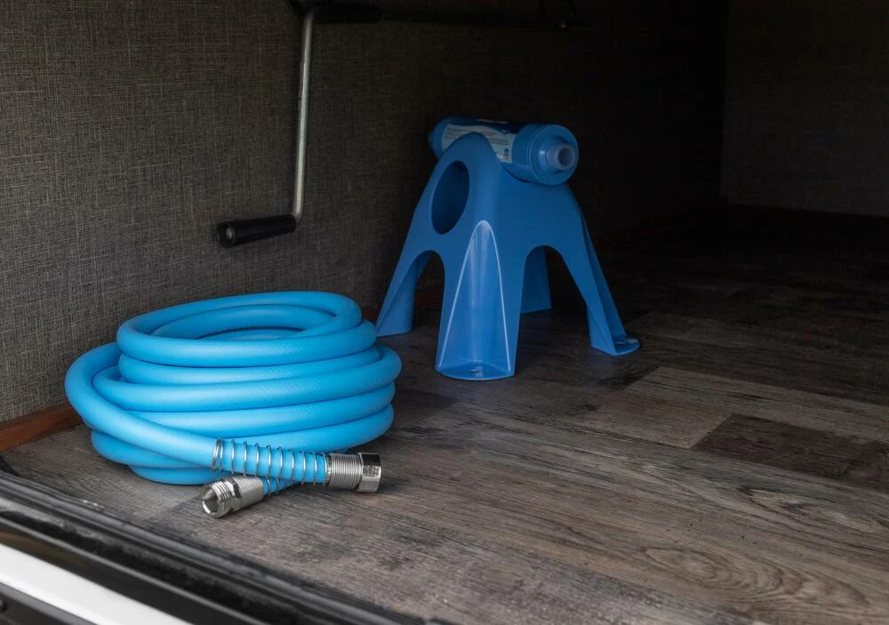 Camco 2-in-1 Water Tank Filter Stand - Image 9