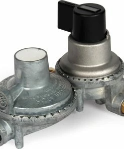 CAMCO 59005 Propane Double-Stage RV Auto-Changeover Regulator, CCSAus,Clam