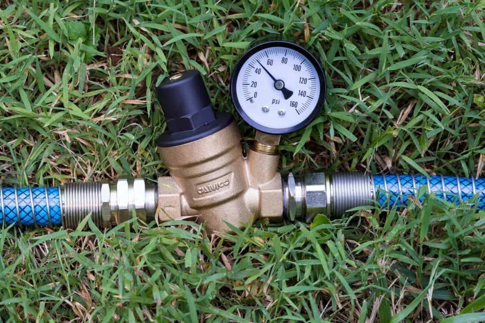 CAMCO 40058 Brass Adjustable Water Pressure Regulator - Image 9
