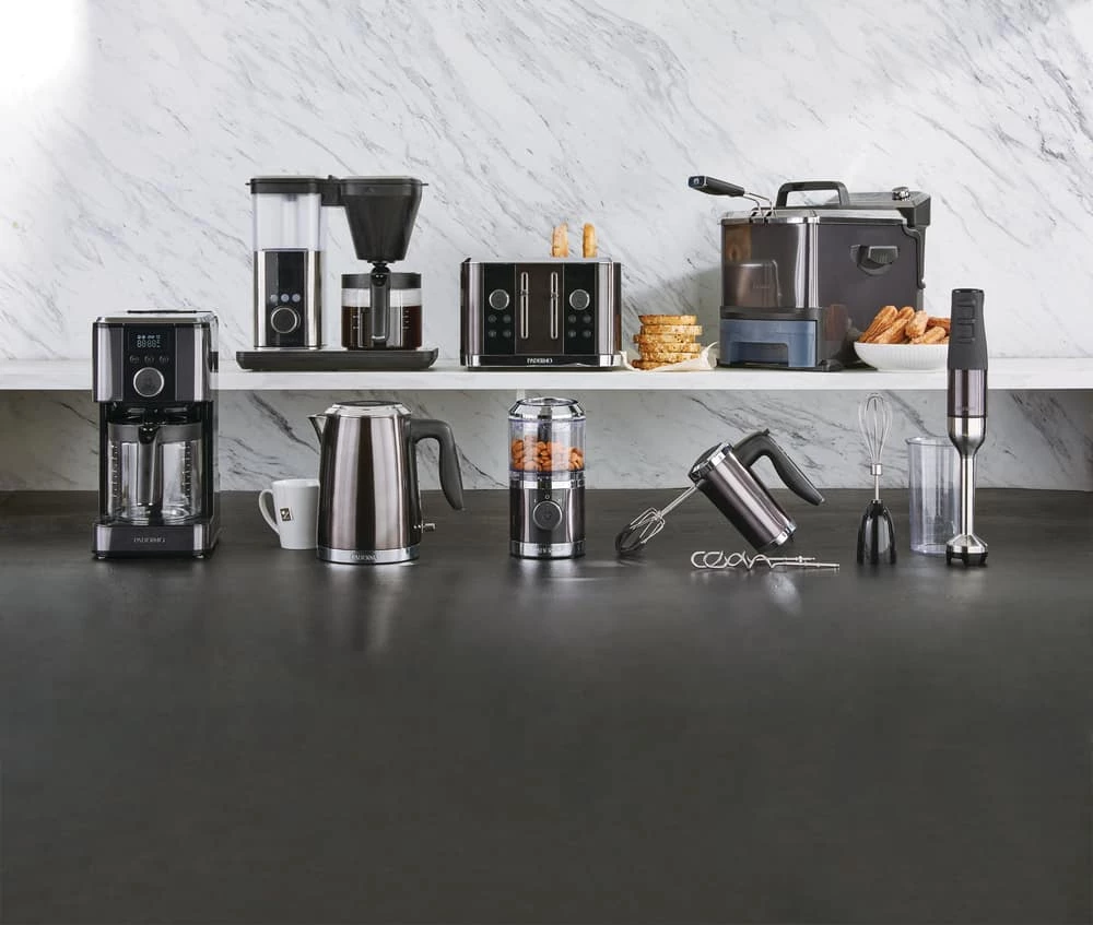 PADERNO Cordless Electric Kettle W/ Auto Shut Off, Black Stainless Steel, 1.7L - Image 9