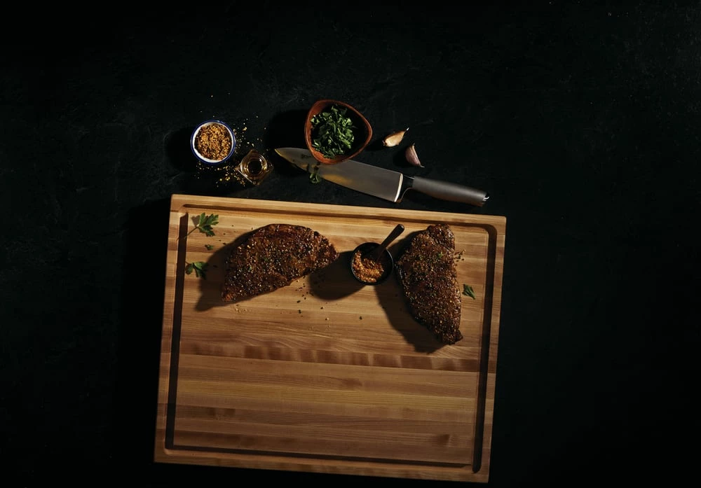 PADERNO Maple Hardwood Cutting Board, Grip Handles, 12-in X 16-in - Image 3