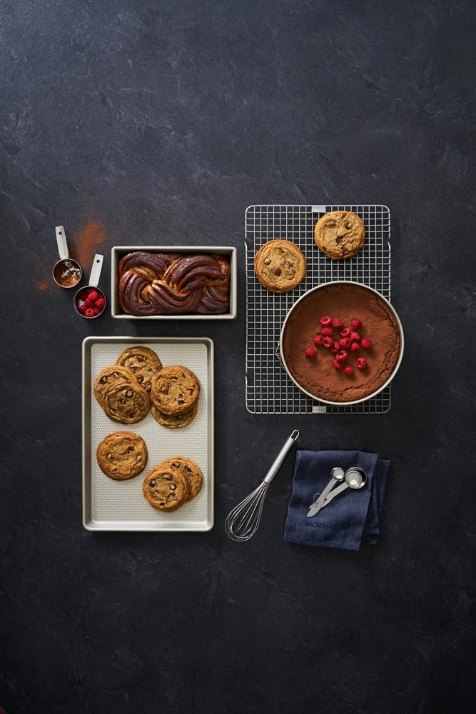 PADERNO Professional Non-Stick Loaf Pan, 9 X 5-in - Image 5