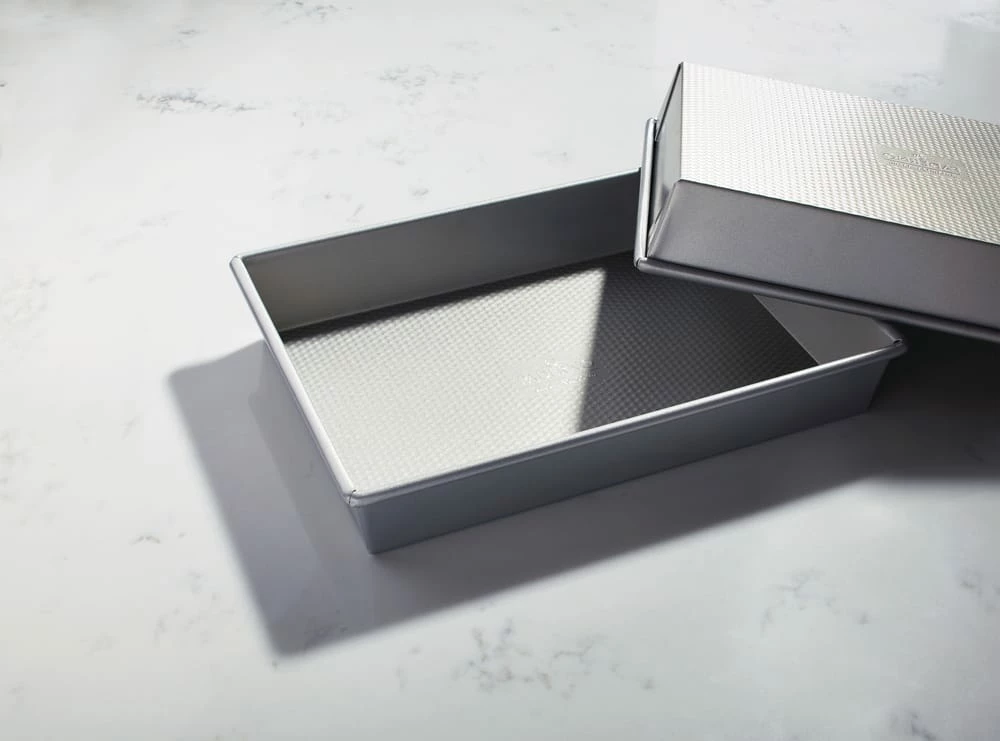 PADERNO Professional Non-Stick Rectangular Cake Pan, 9 X 13-in - Image 5